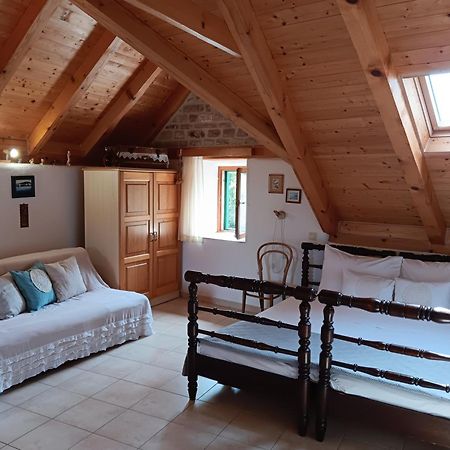 Guest House Lucijo ヴルボスカ 部屋 写真